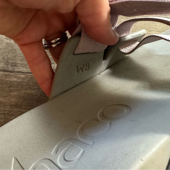 Chaco Chillos lavender and gray slides - Picture 3 of 7